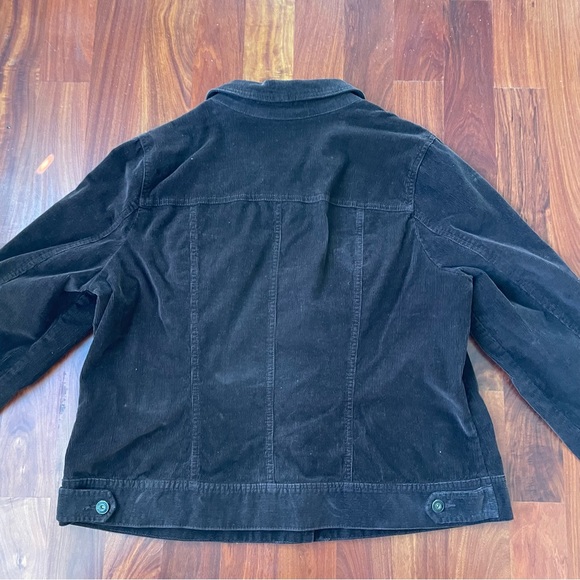 Vintage St. John's Bay Corduroy Botton-Up - Picture 4 of 7